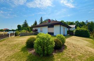 Einfamilienhaus kaufen in 4063 Hörsching, Gepflegter Bungalow mit tollem Garten