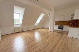 Wohnung mieten in 8480 Mureck, Stilvolle Dachgeschosswohnung am Griesplatz – perfekt für Singles oder Paare