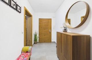 Wohnung kaufen in Straßengelstraße, 8051 Graz, Wohnen wie im Neubau – stilvoll kernsanierte 3-Zimmer-Wohnung mit südseitiger Loggia in ruhiger Grünlage von Graz-Gösting
