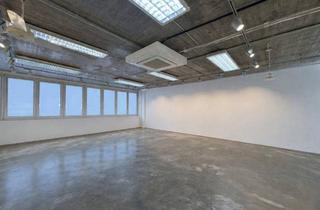 Büro zu mieten in 5020 Salzburg, Attraktive 79m² Gewerbefläche in der Fashion Mall Salzburg - Ihr perfekter Standort für Showroom, Business oder Office Location
