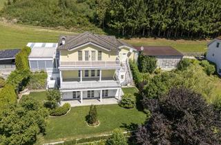 Villen zu kaufen in 5310 Sankt Lorenz, Exklusive Villa in Mondsee - St. Lorenz inkl. Wintergarten, Sauna, Doppelgarage und Carport - in Ruhelage mit Traumausblick !