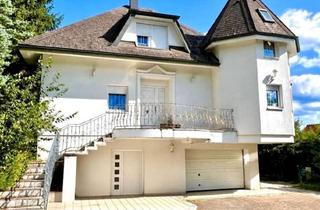 Villen zu kaufen in 8074 Grambach, Exklusive Villa mit Großem Grundstück und Bergblick!