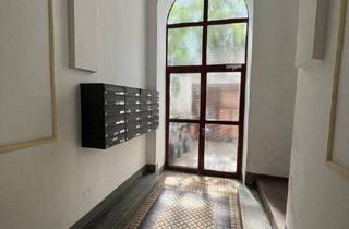Wohnung kaufen in Koppstraße, 1160 Wien, Helle, ansprechende 2-Zimmer-Wohnung mit separater Küche, kleinem Schlafzimmer und Kellerabteil in schönem Altbau