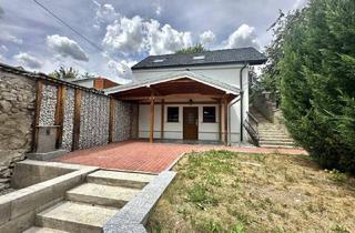 Haus kaufen in 2165 Drasenhofen, Einziehen und Zukunft gestalten: Landhaus mit Garten & 2.Rohbau!