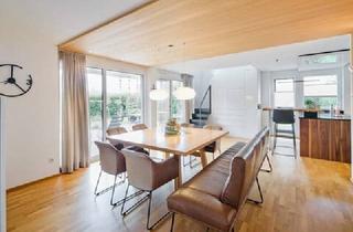 Wohnung kaufen in 6858 Schwarzach, Ein Zuhause wie ein Haus – 180 m² auf zwei Ebenen | 150 m² Garten | 2 TG-Plätze