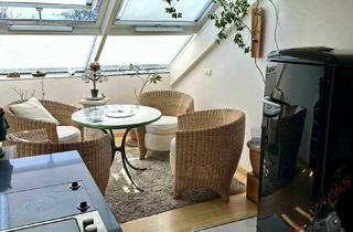 Wohnung kaufen in 5026 Salzburg, Liebevolle 2 Zimmer- oder Atelierwhg. - DG - Salzburgblick - gemauerter Kaminofen - Sichtdachstuhl
