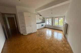Wohnung mieten in Schillerplatz, 8010 Graz, Schillerplatz nähe, entzückende 3 Zimmer DG -Wohnung, optimal für eine 2 er WG mit traumhaften Rundumblick
