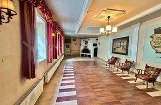 Mehrfamilienhaus kaufen in 2130 Mistelbach, Historisches Stadthaus mit außergewöhnlichem Entwicklungspotenzial im Herzen von Mistelbach!