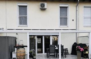 Reihenhaus kaufen in 2522 Oberwaltersdorf, Modernes Reihenhaus mit privatem Schwimmteich-Zugang in 2522 Oberwaltersdorf – Privatverkauf