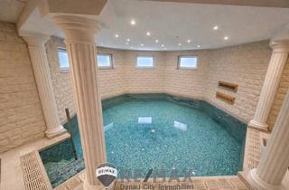 Villen zu kaufen in 2551 Enzesfeld-Lindabrunn, "Villa mit Indoorpool, Weideland und Naturteich!"