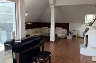 Wohnung kaufen in 4020 Linz, Leistbarer, Zentraler Dachgeschoß-Traum mit Viel Platz, Kamin, Sauna und Südterrasse