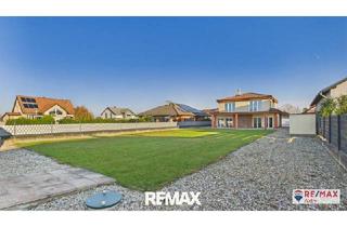 Villen zu kaufen in 2301 Groß-Enzersdorf, Stilvolle Villa mit gepflegtem Garten und großzügiger Garage