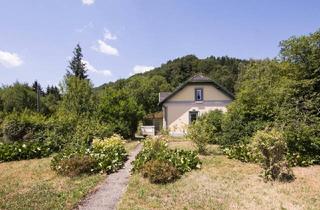 Haus mieten in 3150 Wilhelmsburg, Verwunschenes Wohnhaus versteckt in großem Gartengrundstück