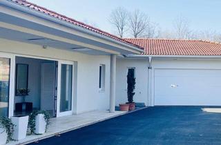 Haus kaufen in 8323 Krumegg, JUWEL - Exklusiver Bungalow in Graz Umgebung - Außergewöhnliche Liegenschaft in absoluter Ruhelage