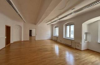 Immobilie mieten in 4560 Kirchdorf an der Krems, Helle Büroflächen mitten im Zentrum