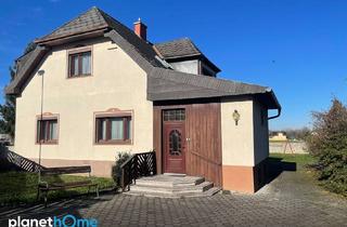 Haus kaufen in Rosaliastraße, 2822 Walpersbach, Geräumiges Haus mit gestaltbarem Garten sucht neue Besitzer!