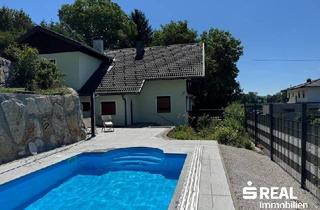 Haus kaufen in 5223 Pfaffstätt, Zweifamilienhaus mit Pool in ruhiger Lage von Pfaffstätt