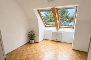 Wohnung kaufen in Schloss Eggenberg, 8020 Graz, Schloss Eggenberg Als Nachbarschaft - Dachgeschoß mit 4 Zimmern, Balkon, Stellplatz