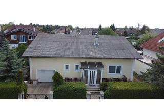 Einfamilienhaus kaufen in 2603 Felixdorf, Geräumiges Haus mit Sanierungsbedarf in ruhiger Siedlungslage