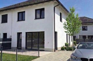Haus kaufen in 2481 Achau, Modernes Objekt mit Garten & Terrasse in attraktiver Wohnlage