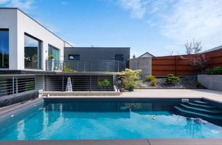 Haus kaufen in 4400 Christkindl, Steyr | Christkindl - Exklusives Designerhaus mit Garten, Terrasse, Swimmingpool U. Doppelgarage in Top-Lage!