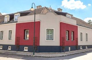 Haus kaufen in Werkstraße, 2115 Ernstbrunn, Großzügiges Zweifamilienhaus mit Ausbaupotential und Garage in Zentraler Lage von Ernstbrunn! Arbeiten und Wohnung unter einem Dach!