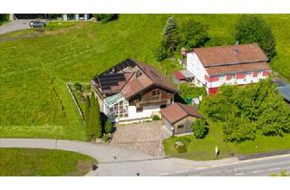 Haus kaufen in 6870 Reuthe, Außergewöhnliches Wohnhaus mit Wellnessbereich und Hallenbad