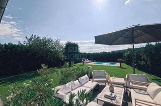 Einfamilienhaus kaufen in 2442 Unterwaltersdorf, Haus mit ca. 160 m² zum Wohnen, rund 960 m² Garten sowie Pool, Garagen und viel Potential