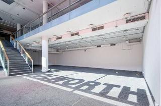 Büro zu mieten in 5500 Bischofshofen, Geschäftsfläche mit großer Fensterfront im Einkaufszentrum KARO in Bischofshofen