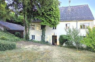 Haus kaufen in 4522 Sierning, Geräumiges Ein-/Zweifamilienhaus mit Aussicht und Garage im Ortskern