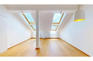 Wohnung kaufen in Hörlgasse, 1090 Wien, Zwischen Votivkirche und Schottenring: 3-Zimmer-Dachgeschosswohnung im Stilaltbau im Herzen des 9. Bezirks
