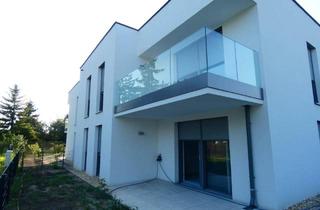 Wohnung kaufen in 2460 Bruck an der Leitha, NEUBAUWOHNUNG SÜDTERRASSE MIT EIGENGARTEN UND GRÜNBLICK
