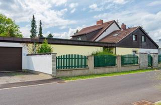 Doppelhaushälfte kaufen in 4030 Linz, Charmante Doppelhaushälfte mit Großem Grundstück, Pool und Viel Potenzial Für ihre Wohnträume