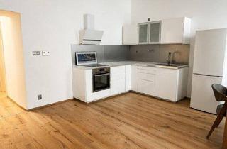 Wohnung kaufen in 1090 Wien, Altbauklassiker im 9. Bezirk – 2-Zimmer-Wohnung mit Lift