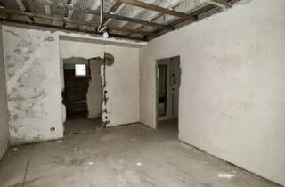 Wohnung kaufen in Flurschützstraße, 1120 Wien, ?RAUM zum Entfalten - Sanierungsbedürftige Wohnung in 1120 Wien?