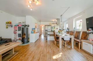 Wohnung kaufen in 6300 Wörgl, Lichtdurchflutetes Wohnen mit Kaminzauber: Stilvolle 3-Zimmer-Wohnung inklusive Tiefgarage