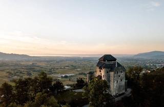 Haus kaufen in 6845 Hohenems, Schloss Glopper: Ein einzigartiges historisches Kulturgut mit unvergleichlicher Aussicht über das Rheintal bis zum Bodensee (06844)