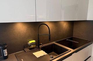 Gemeindewohnung in Fernkorngasse 100, 1100 Wien, „Wiener Gemeindewohnung 52 m² – hochwertige Küche & Möbel gegen Ablöse | Nachmieter gesucht“