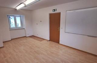 Büro zu mieten in 3180 Lilienfeld, Vielseitige Gewerbefläche mit Lager- oder Bürocharakter in Lilienfeld