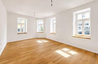 Wohnung kaufen in Senefeldergasse, 1100 Wien, Helle Altbauwohnung – großzügige 2-Zimmerwohnung im Erdgeschoß - 1100 Wien