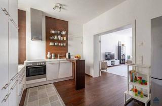 Wohnung mieten in Linzer Gasse, 5020 Salzburg, Altstadtflair: großzügige 3-Zimmer-Wohnung, Linzergasse