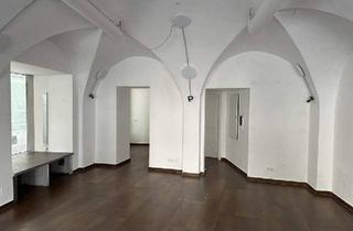 Geschäftslokal mieten in 7000 Eisenstadt, Attraktives Geschäftslokal mit historischem Gewölbe in bester Frequenzlage von Eisenstadt