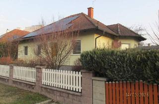 Haus kaufen in 2261 Angern an der March, Traumhafter Bungalow vollunterkellert mit Fitness und Kino, perfekt und gepflegt mit wunderbaren Garten