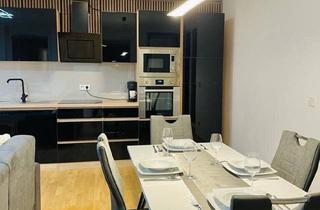 Wohnung kaufen in Nahe Donau, Donauinsel, Prater, Messe Prater, Uno City Und U2 Marina Tower., 1020 Wien, ✨ Exklusive Marina Tower | Hochgeschoss 3-Zimmer Wohnung mit Direktem Donau-Blick | Voll Möbliert | Befristet Vermietet bis 30.09.2026 | Top Investment oder Eigennutzung