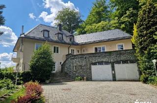 Villen zu kaufen in 9201 Krumpendorf, Nicht jede Immobilie besitzt Geschichte - manche schreiben sie weiter! Exklusive Immobilie direkt am Wörthersee