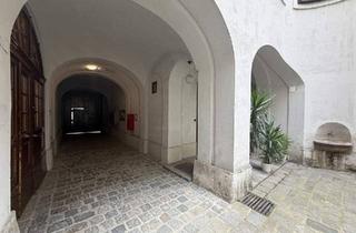 Wohnung mieten in Mölker Bastei, 1010 Wien, Wohnen an einem Stück Wiener Geschichte // Living in a Piece of Vienna’s History //