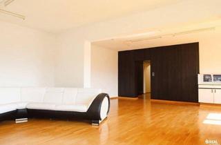 Wohnung kaufen in 9500 Villach-Innere Stadt, Wohnen mit Weitblick - geräumige Wohnung in St.Martin - Loggia und Tiefgarage!