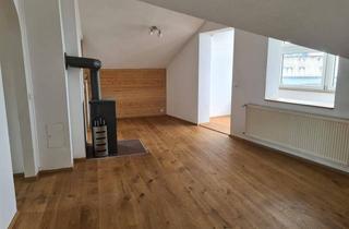 Wohnung mieten in 5302 Henndorf am Wallersee, Traumhafte 3 Zimmer Dachgeschoss Wohnung / Haustiere herzlich willkommen!