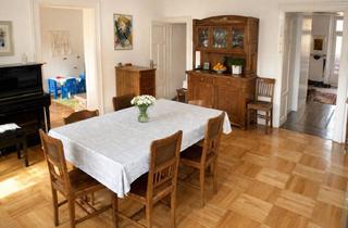 Wohnung kaufen in 8010 Graz, Großzügiges Altbaujuwel im Herzen von Graz - Ca. 180 m² Wohnfläche, 6 Zimmer, Innenhofbalkon und Flexible Nutzung Als eine Große oder Wieder Zwei Getrennte Wohnungen.