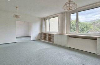 Wohnung kaufen in 2540 Bad Vöslau, Ruhig wohnen mit Grünblick: 3,5-Zimmer-Wohnung mit Loggia & eigener Garage in Bad Vöslau
